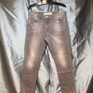 GAP 1969 SIZE 28 BEST GIRLFRIEND JEANS